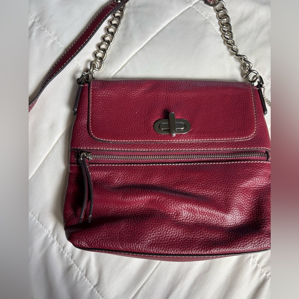Clarks Elegant Red Leather Shoulder Bag - Picture 11 of 14